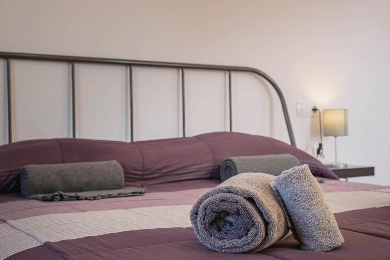 Vistalroque Bed & Breakfast Arona  Exterior foto
